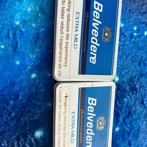 4/$100 vintage mid century Belvedere Extra Mild Cigarette Tins x 2